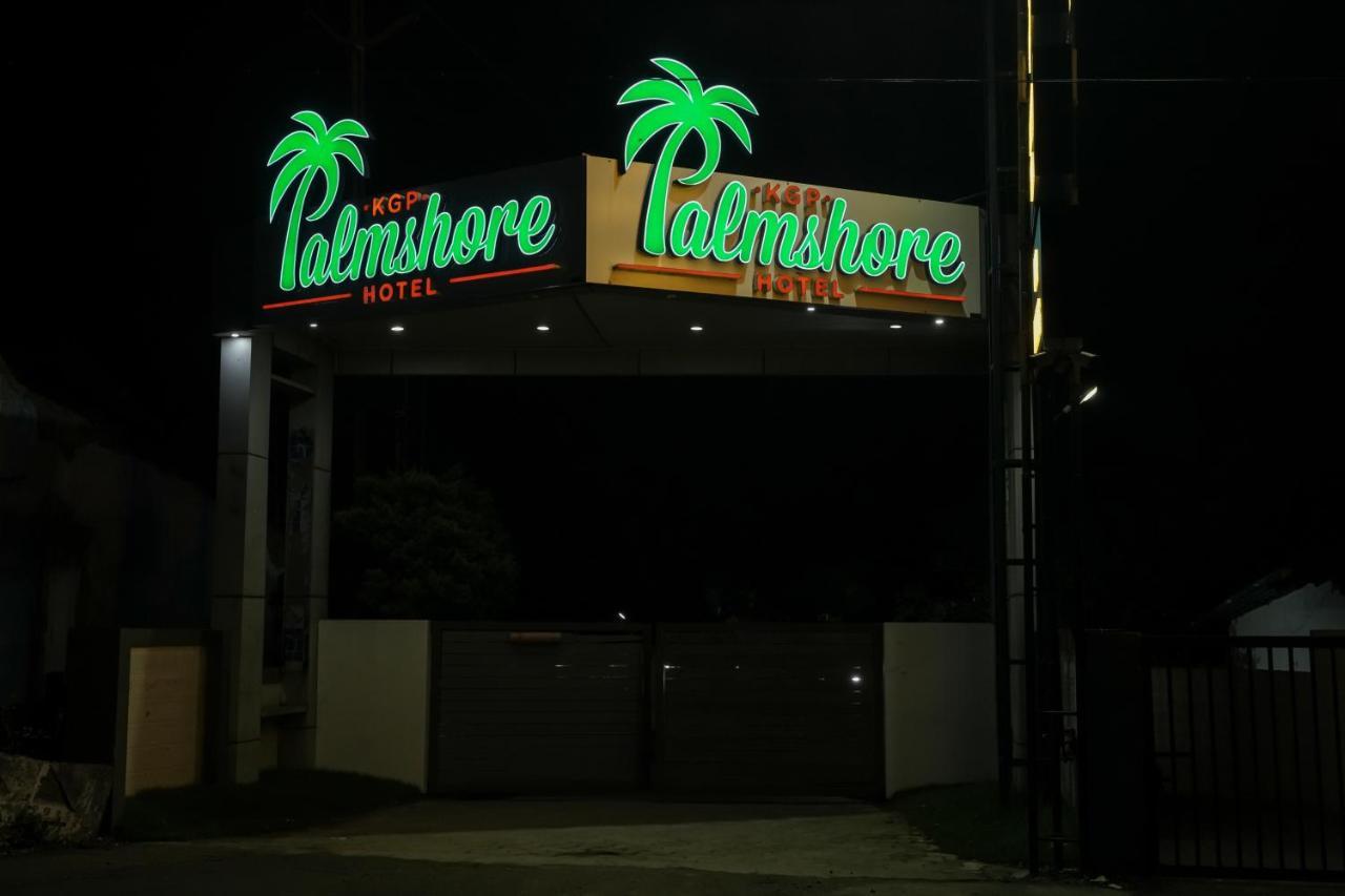 Hotel Palm Shore Palakkad Esterno foto